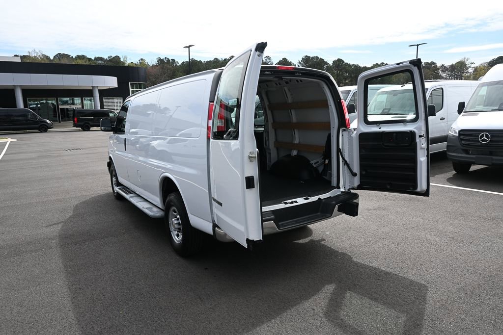 Used 2024 Chevrolet Express 2500 w/ Driver Convenience Package image 27