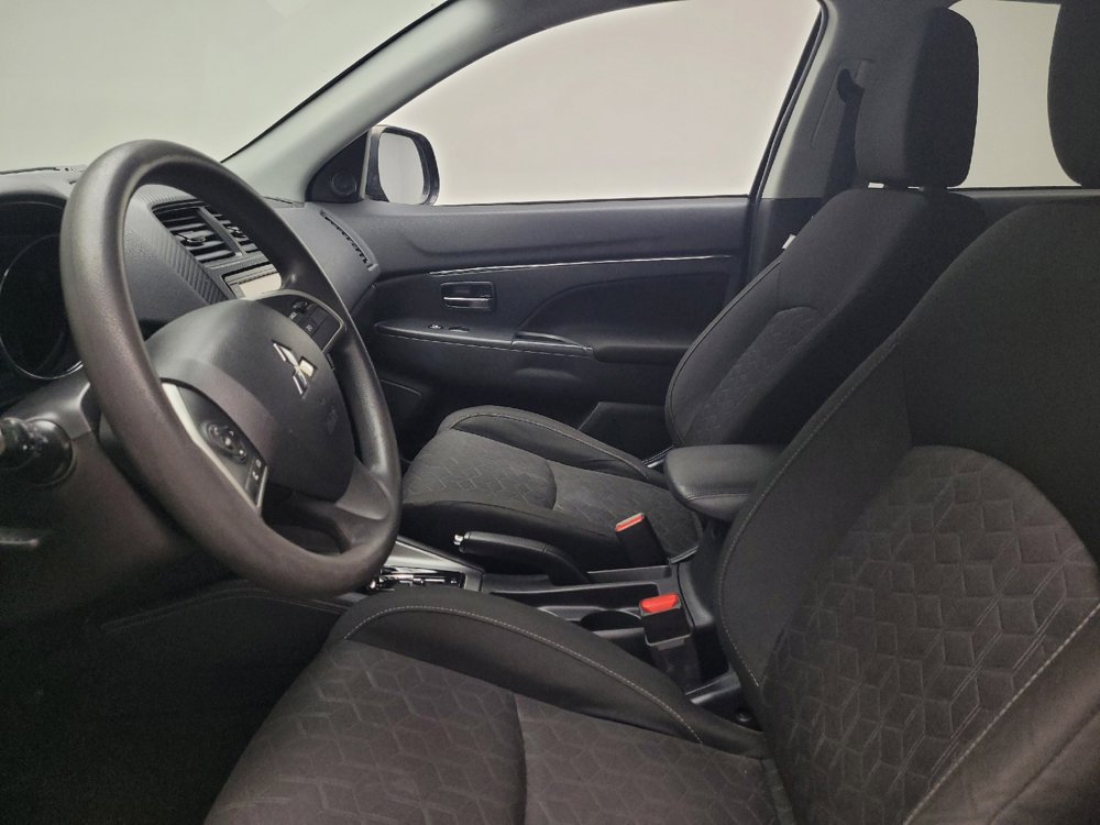 Used 2020 Mitsubishi Outlander Sport ES FWD image 17