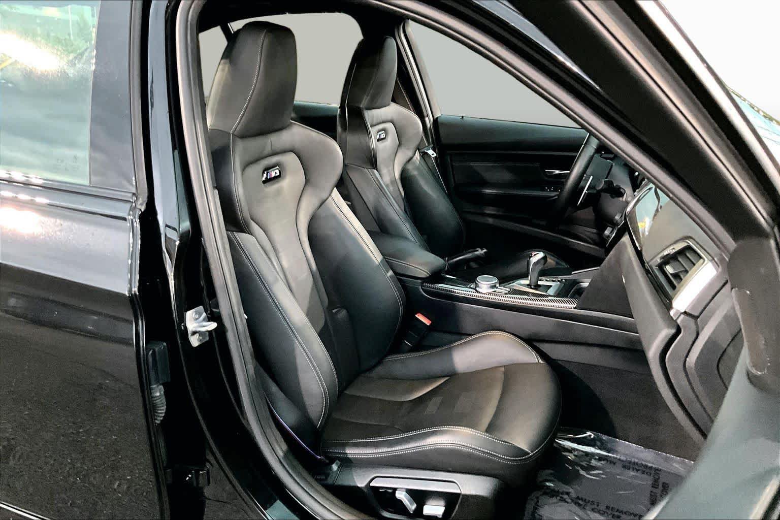 Used 2018 BMW M3 RWD image 9