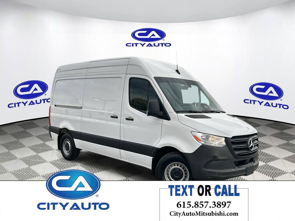 Used 2025 Mercedes-Benz Sprinter 2500 image 1