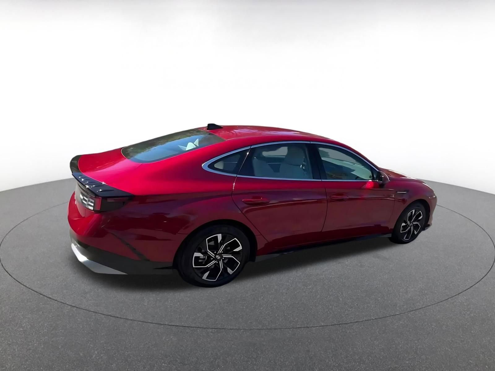 Used 2025 Hyundai Sonata SEL FWD image 15