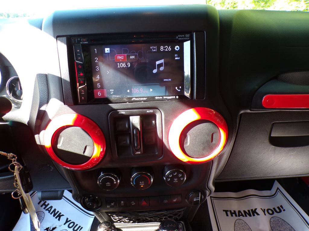 Used 2014 Jeep Wrangler Unlimited Sahara w/ Trailer Tow Group AWD/4WD image 24