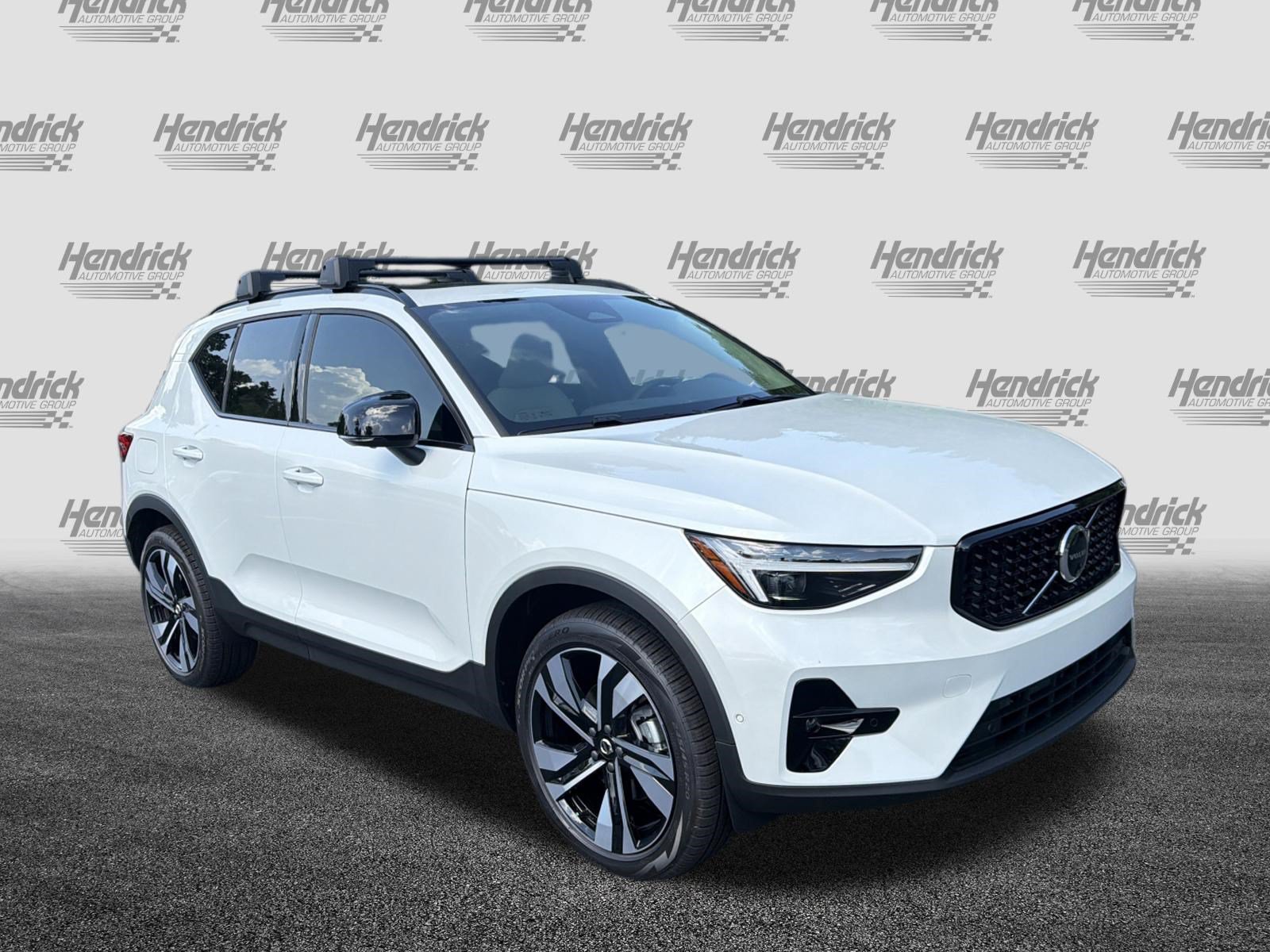 New 2026 Volvo XC40 B5 Ultra w/ Protection Package Premier AWD/4WD image 2