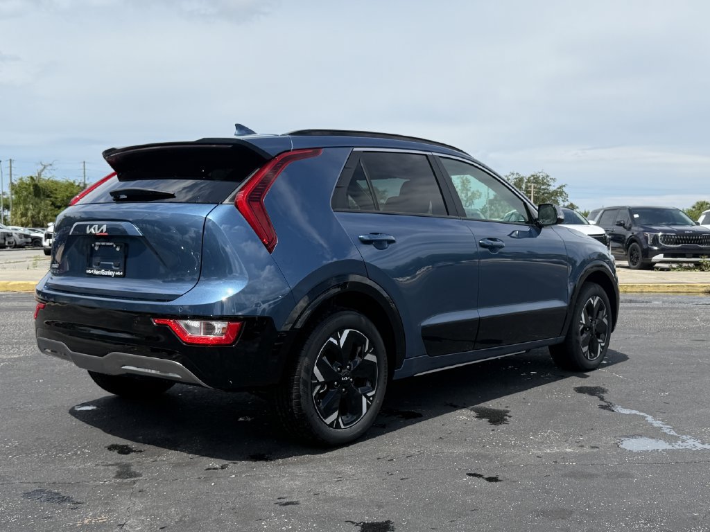 New 2026 Kia Niro Wind FWD image 4