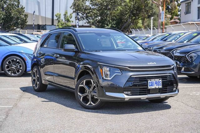 New 2026 Kia Niro SX Touring FWD image 2