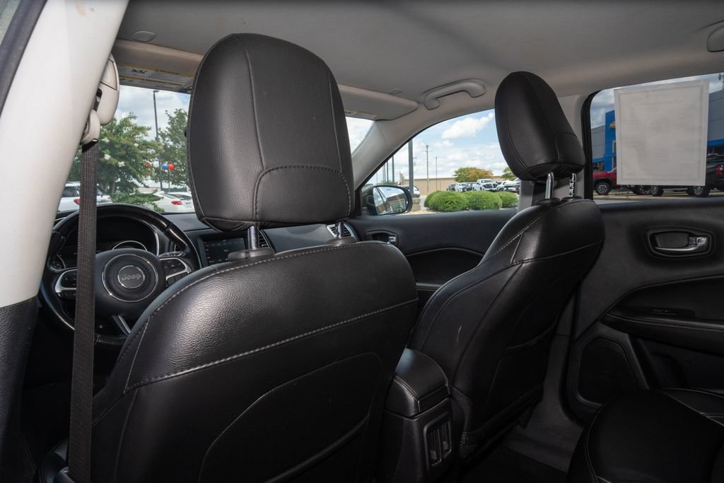 Used 2020 Jeep Compass Latitude w/ Popular Equipment Group AWD/4WD image 16
