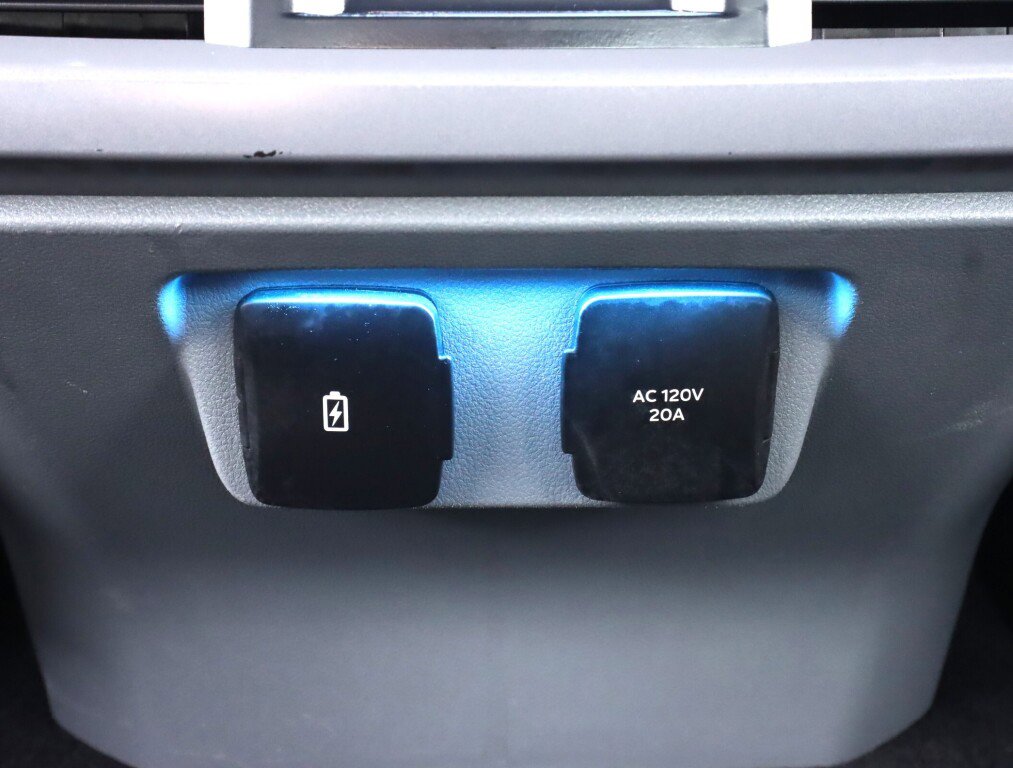 Used 2024 Ford F150 XLT w/ Mobile Office Package image 33