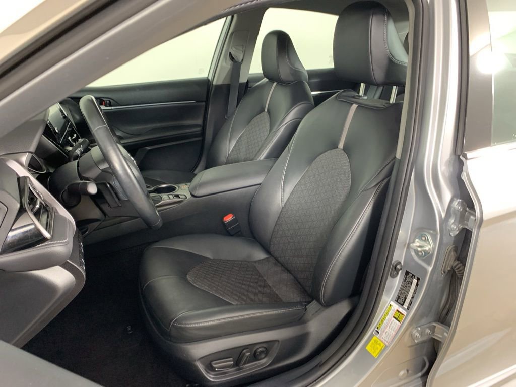 Used 2024 Toyota Camry XSE image 28