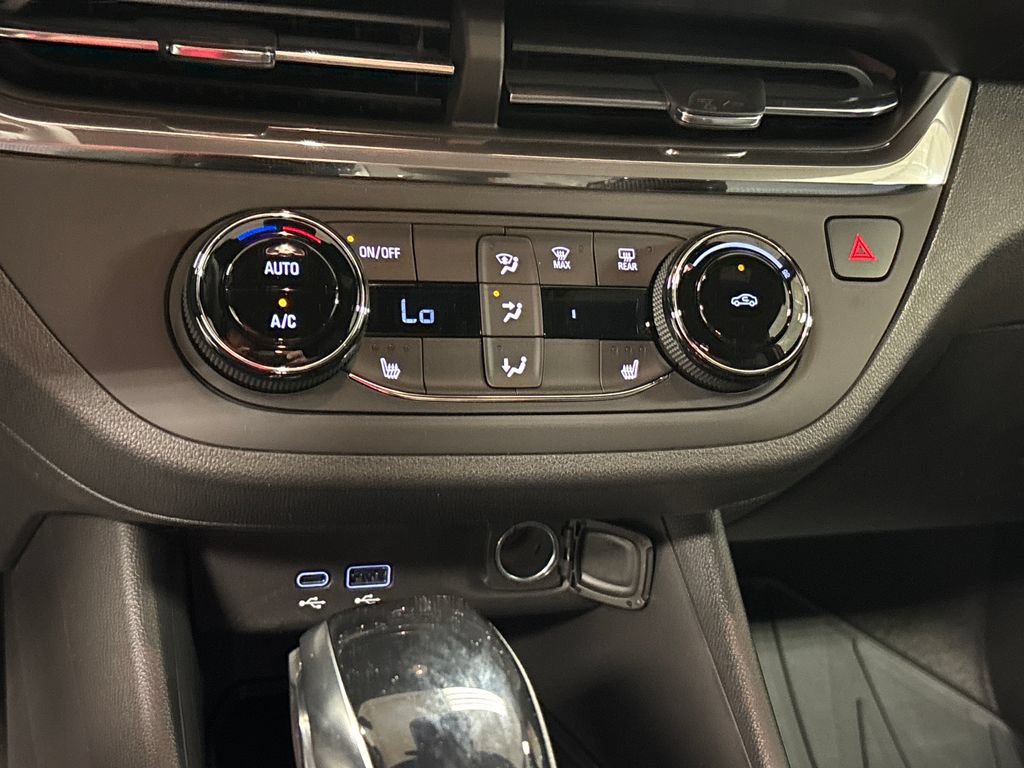 New 2026 Buick Envista Preferred w/ Convenience I Package FWD image 35