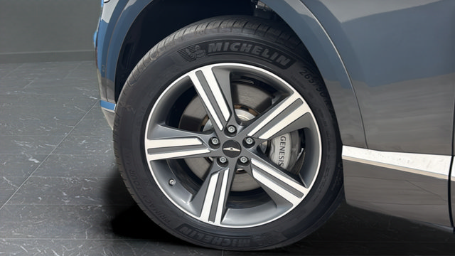 Used 2025 Genesis GV80 3.5T AWD/4WD image 39