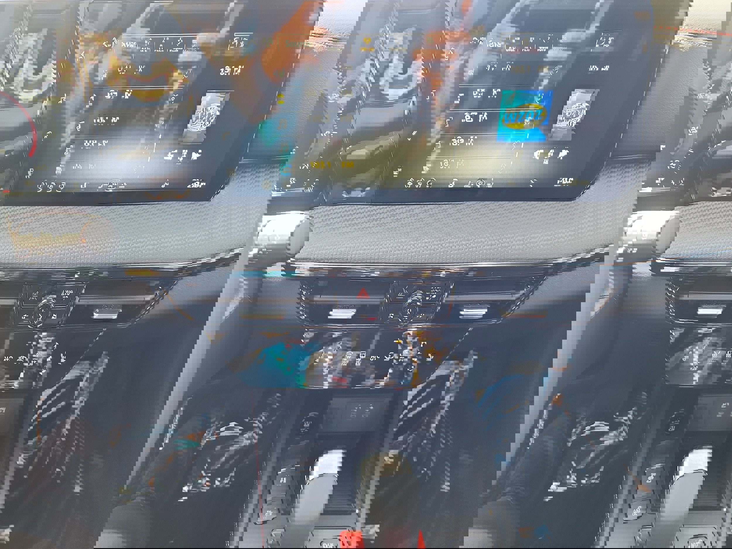 New 2026 Nissan Kicks SR w/ Cold Weather Package image 12