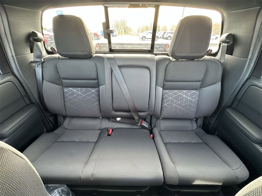 New 2026 Nissan Frontier SV image 21