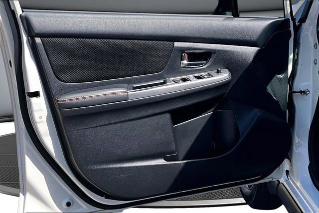 Used 2016 Subaru Crosstrek 2.0i Premium image 20