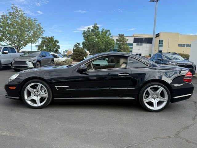 Used 2012 Mercedes-Benz SL 550 image 4