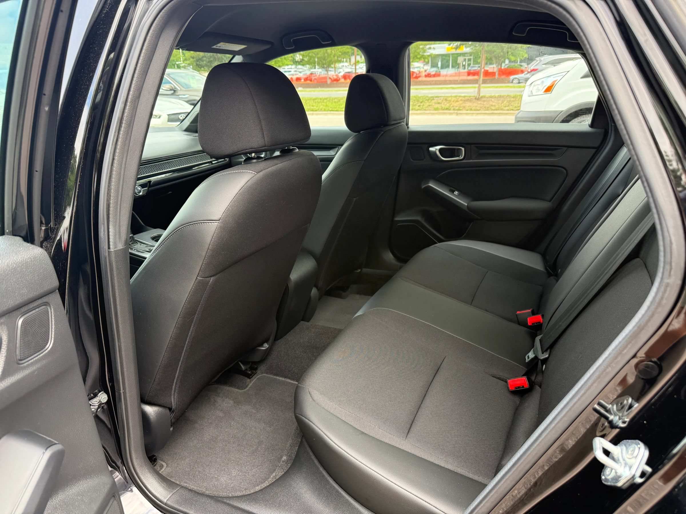 Used 2025 Honda Civic Sport image 10
