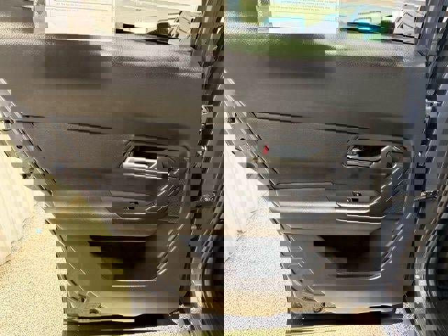 Used 2025 MAZDA CX-50 AWD 2.5 S w/ Premium Package image 21