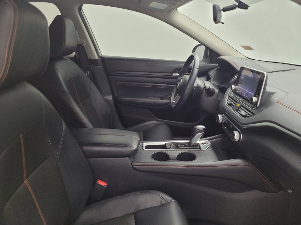 Used 2019 Nissan Altima 2.5 SR FWD image 21