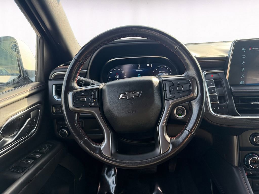 Used 2022 Chevrolet Suburban RST w/ Luxury Package image 12