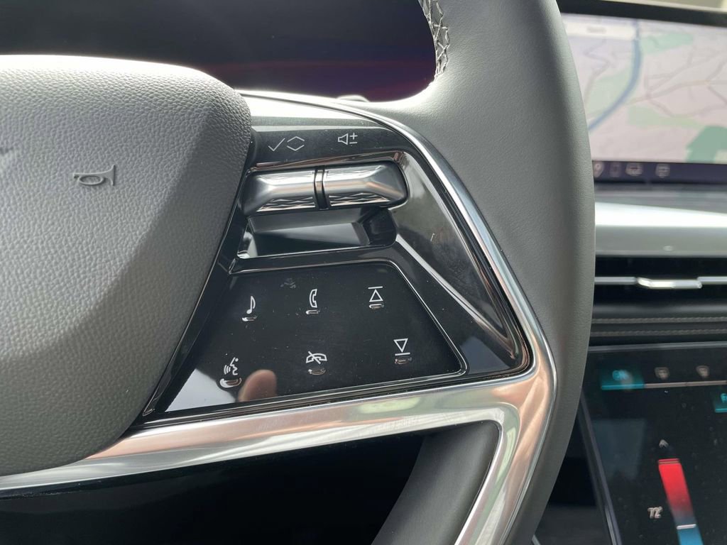 New 2026 Cadillac Escalade Sport w/ LPO, ONYX Package image 26