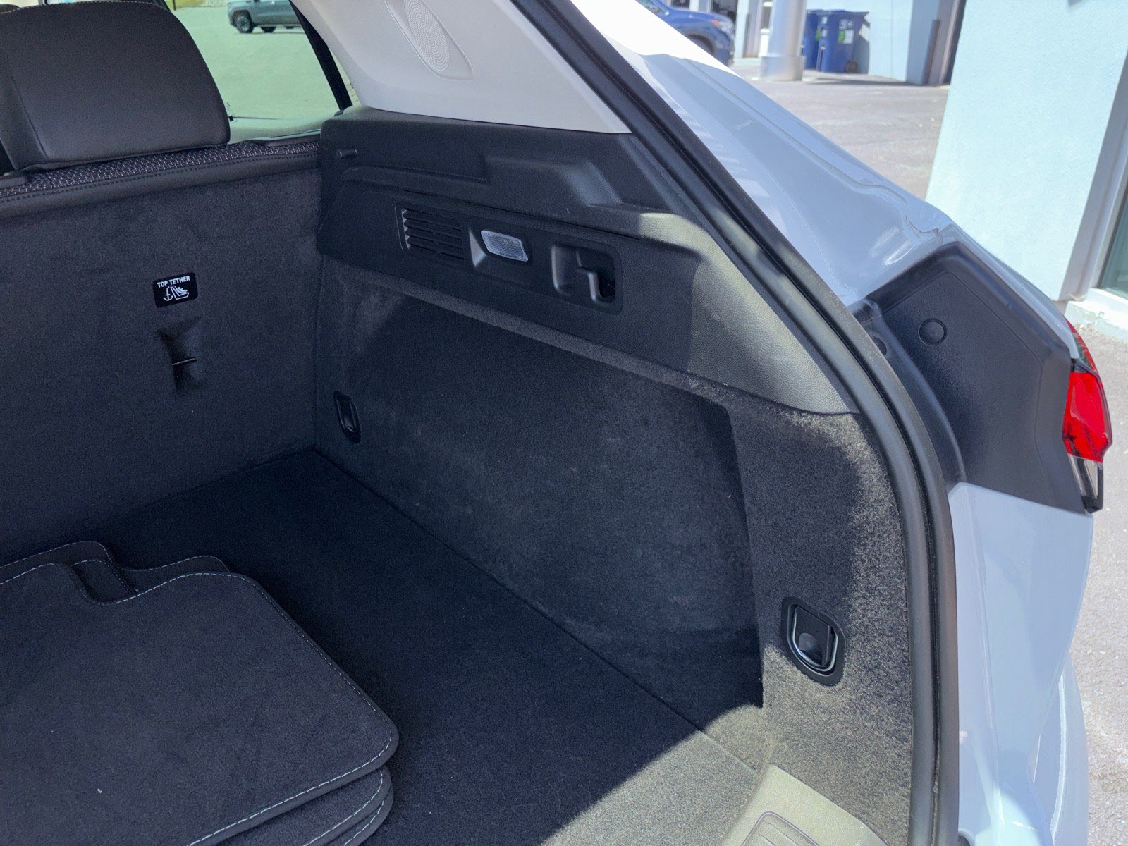 Certified 2022 Buick Envision Preferred FWD image 50