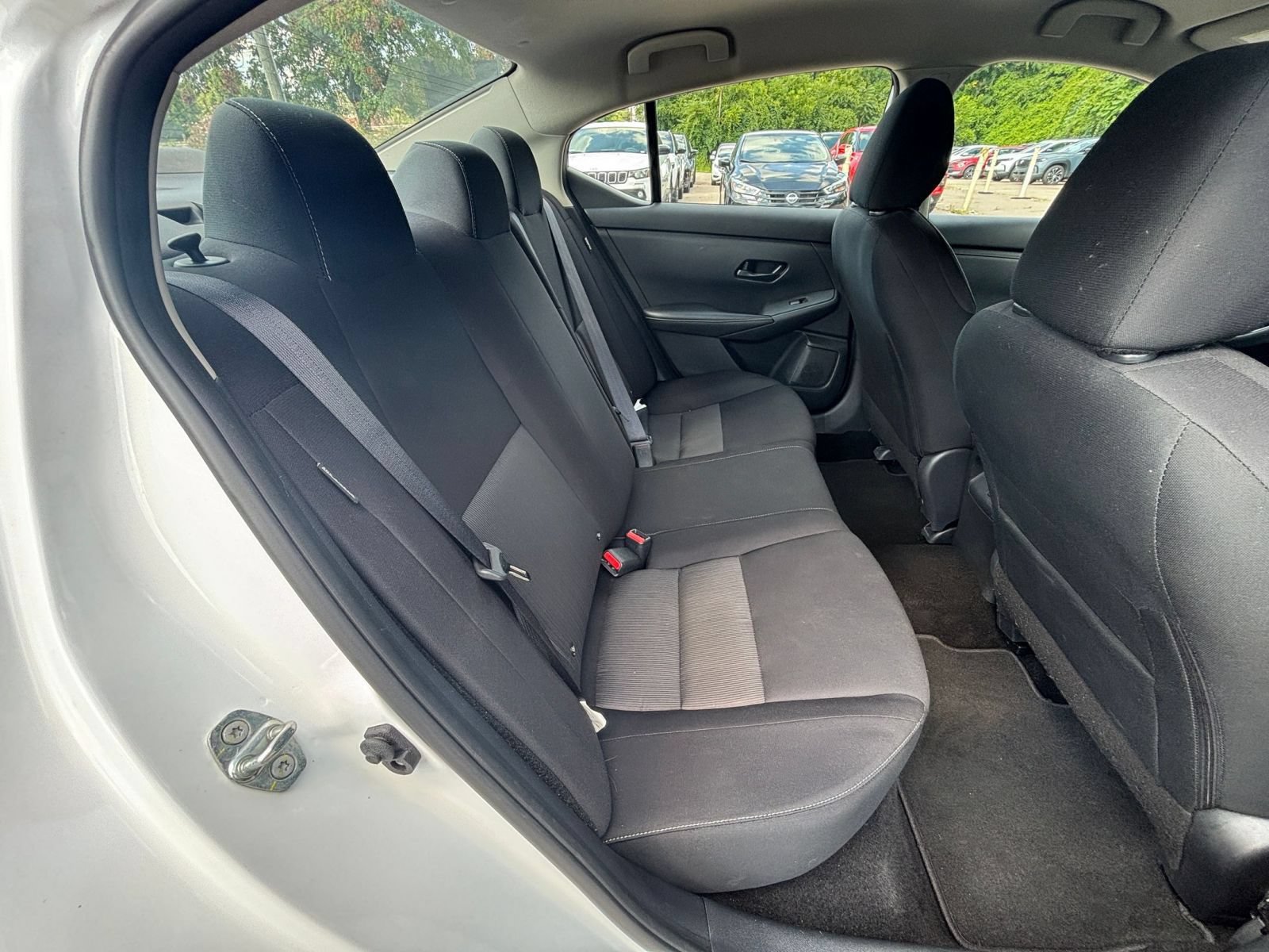Used 2025 Nissan Sentra SV FWD image 36