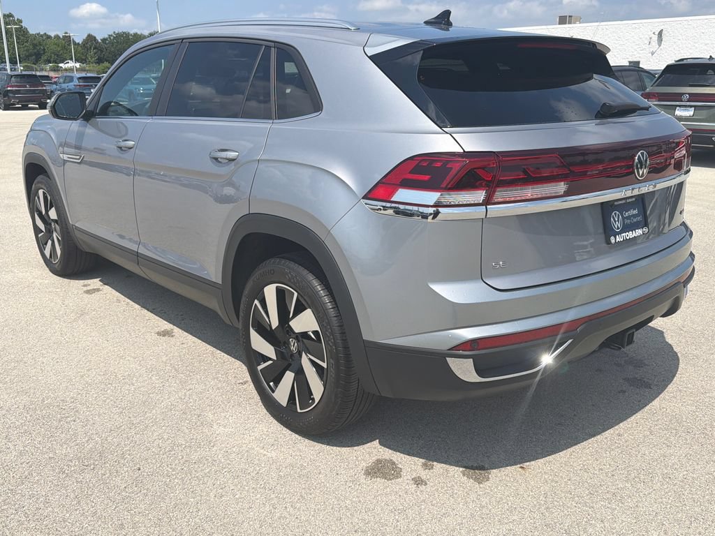 Certified 2024 Volkswagen Atlas Cross Sport SE AWD/4WD image 4