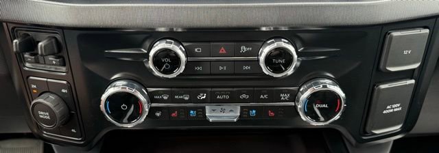 New 2026 Ford F350 Platinum image 13