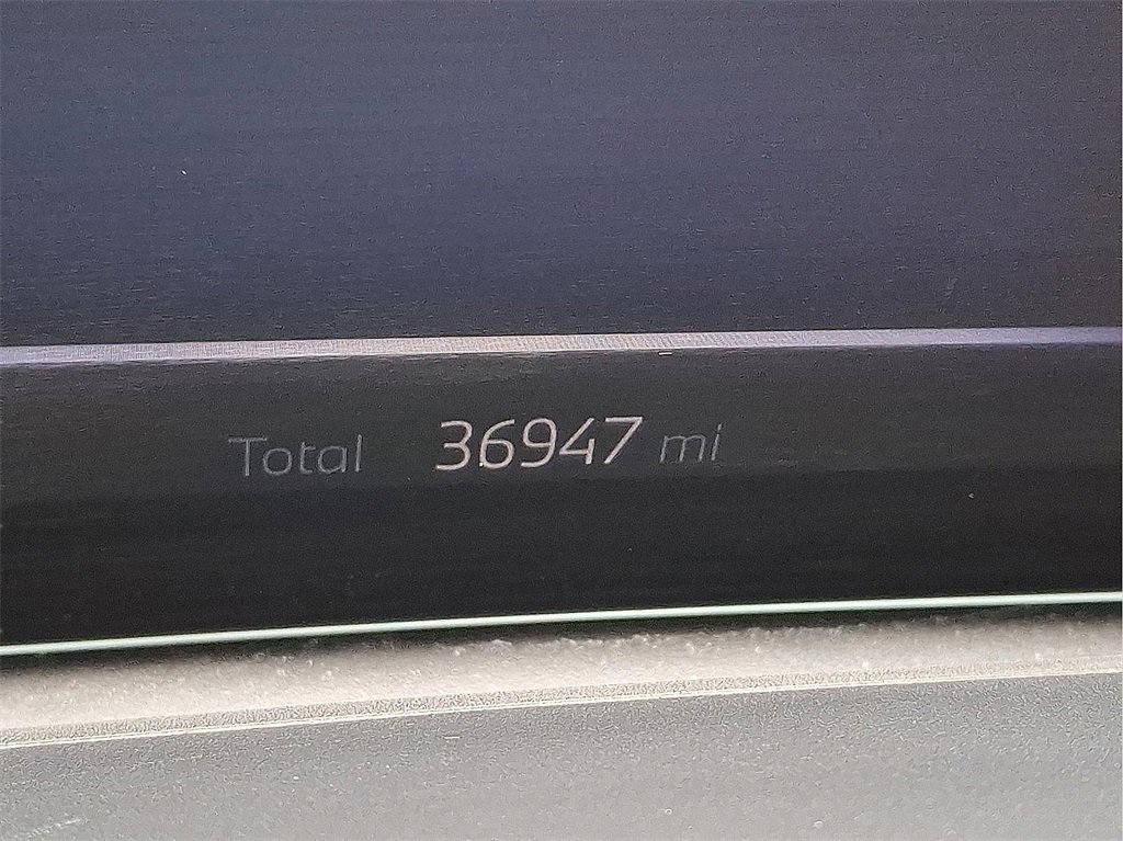 Used 2024 BMW ALPINA XB7 ALPINA XB7 image 24