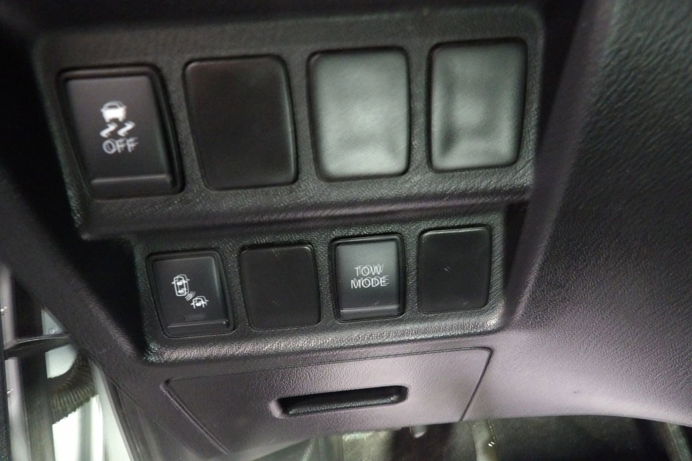 Used 2019 Nissan Pathfinder SV image 21