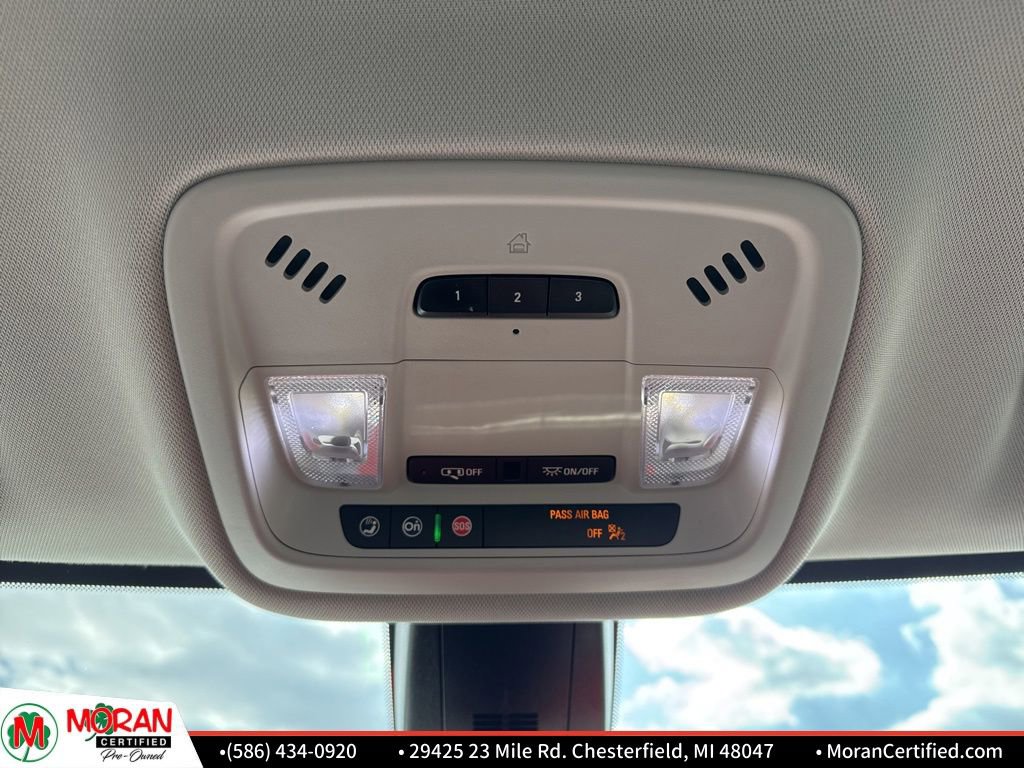 Used 2020 Chevrolet Traverse RS w/ LPO, Floor Liner Package FWD image 25