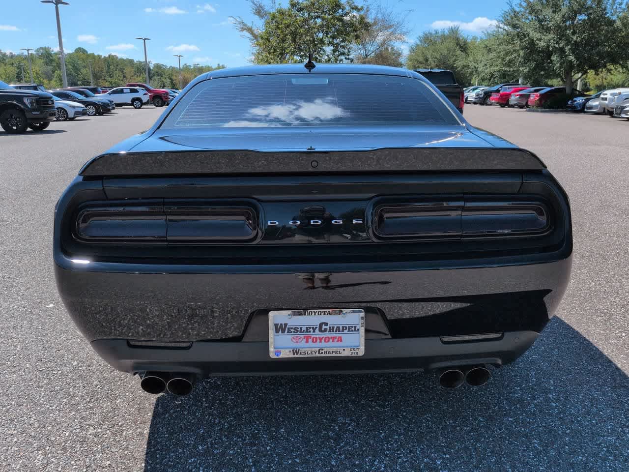 Used 2022 Dodge Challenger R/T RWD image 5