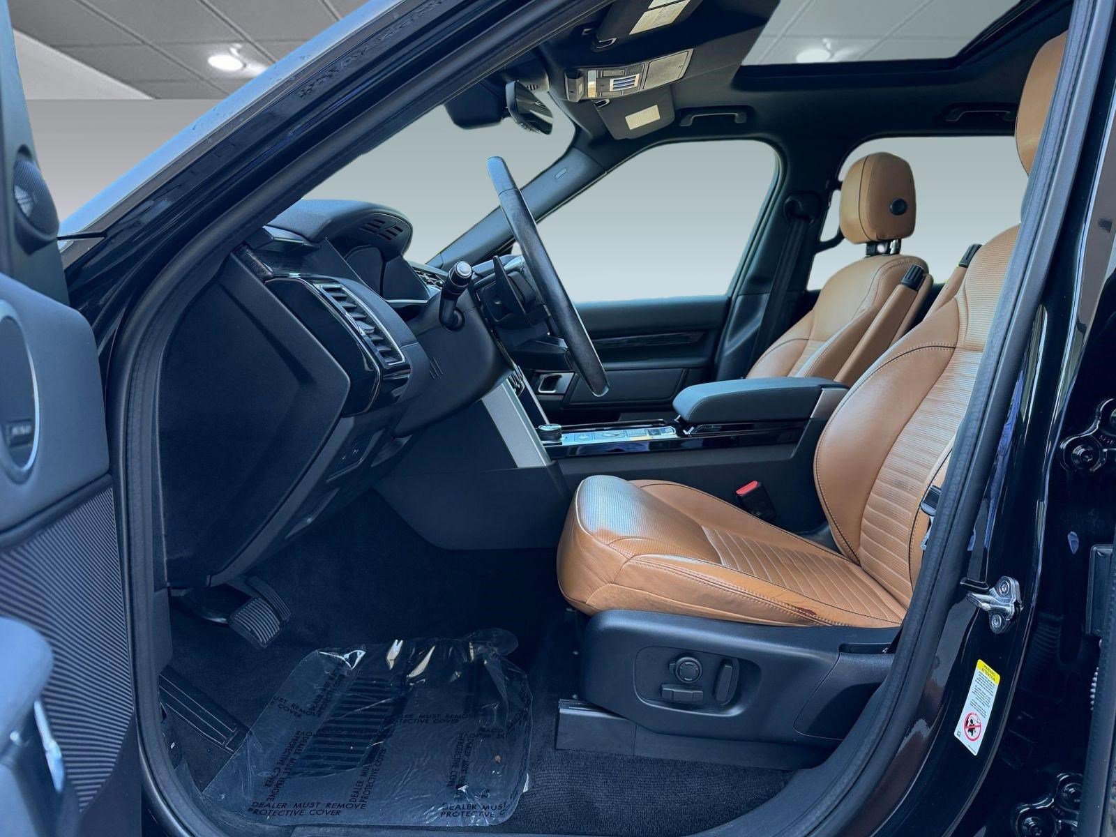 Used 2019 Land Rover Discovery HSE image 5