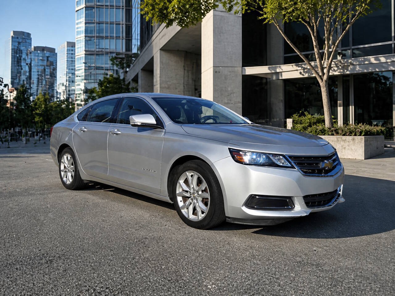 Used 2016 Chevrolet Impala LT w/ Convenience Package FWD image 6