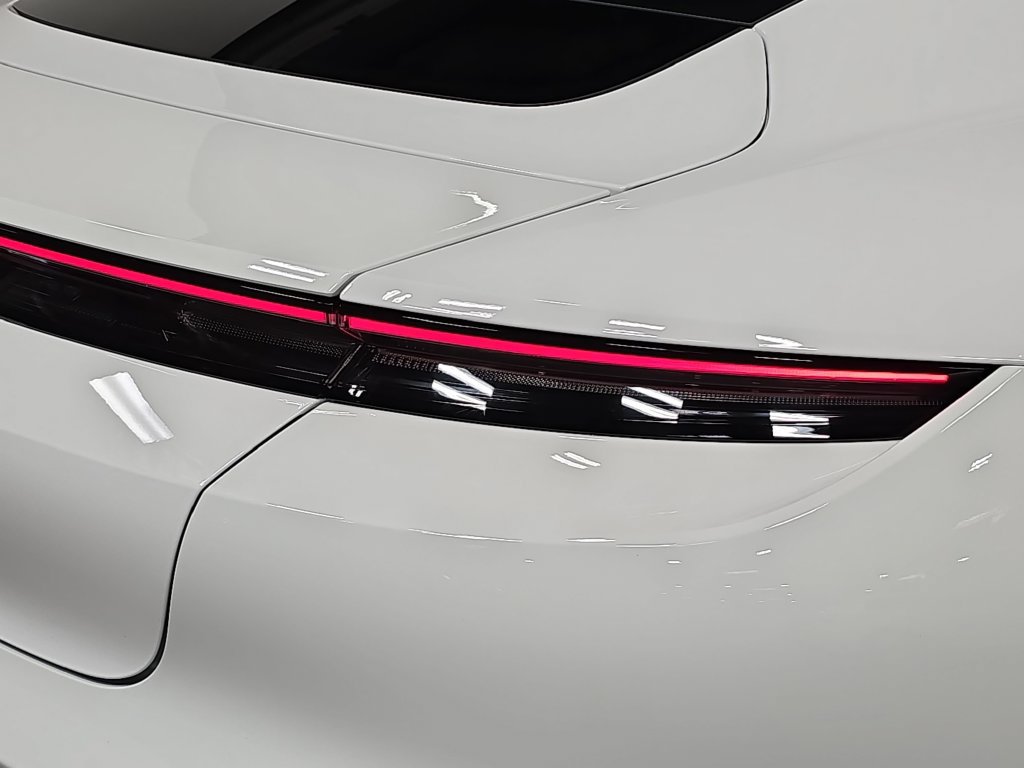New 2026 Porsche Taycan AWD/4WD image 30