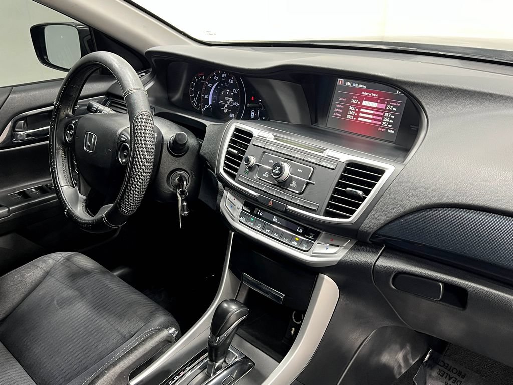Used 2013 Honda Accord Sport image 19