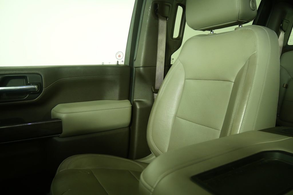 Used 2020 Chevrolet Silverado 2500 LTZ w/ LTZ Plus Package image 11