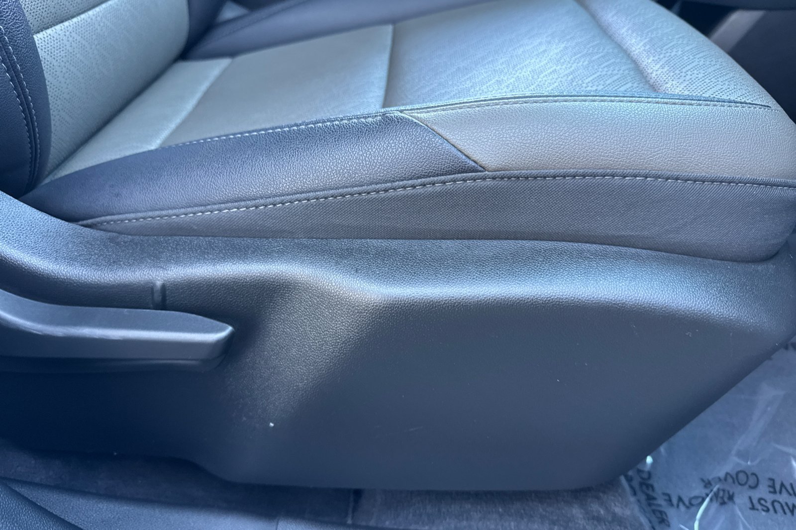 Used 2025 Chevrolet Equinox LT w/ Convenience Package II AWD/4WD image 21