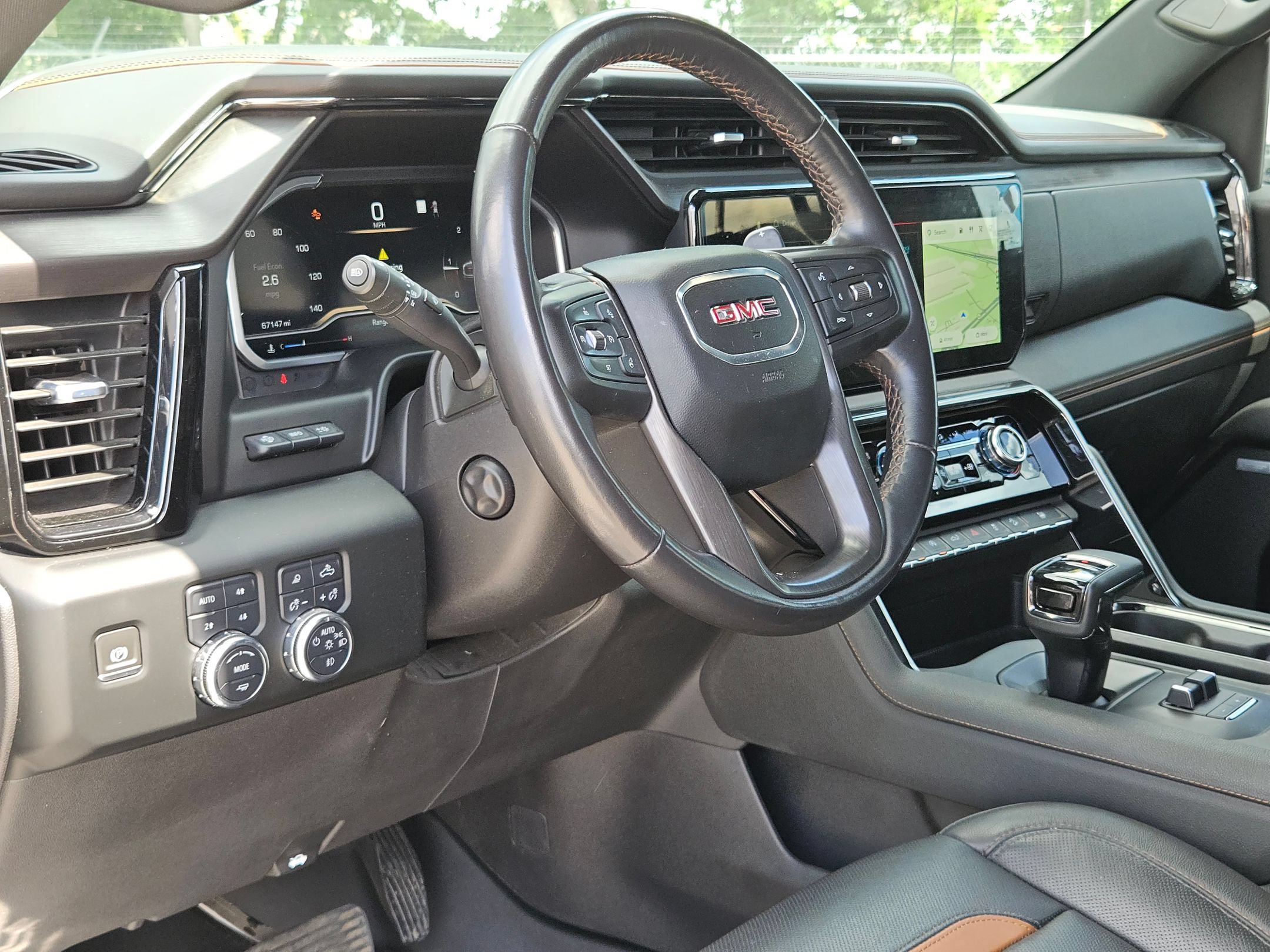 Used 2023 GMC Sierra 1500 AT4 w/ AT4 Premium Package AWD/4WD image 10
