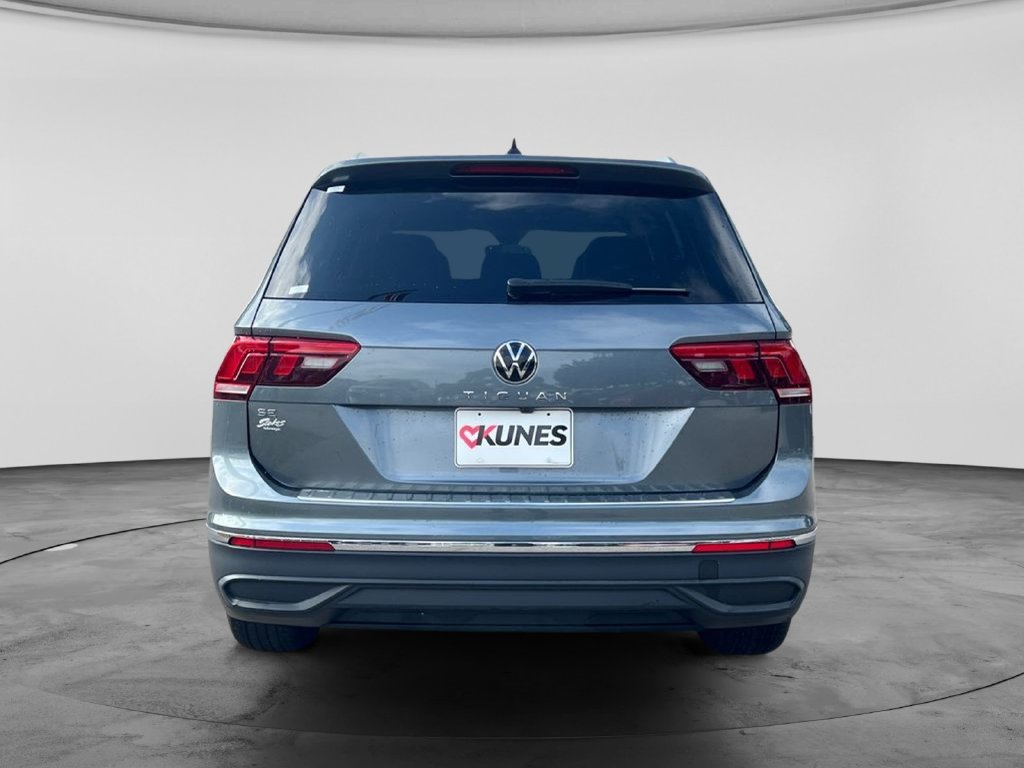Used 2024 Volkswagen Tiguan SE FWD image 8