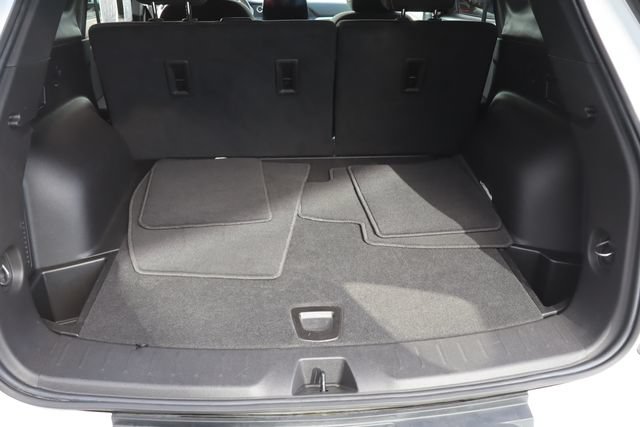 Used 2025 Chevrolet Blazer LT AWD/4WD image 21