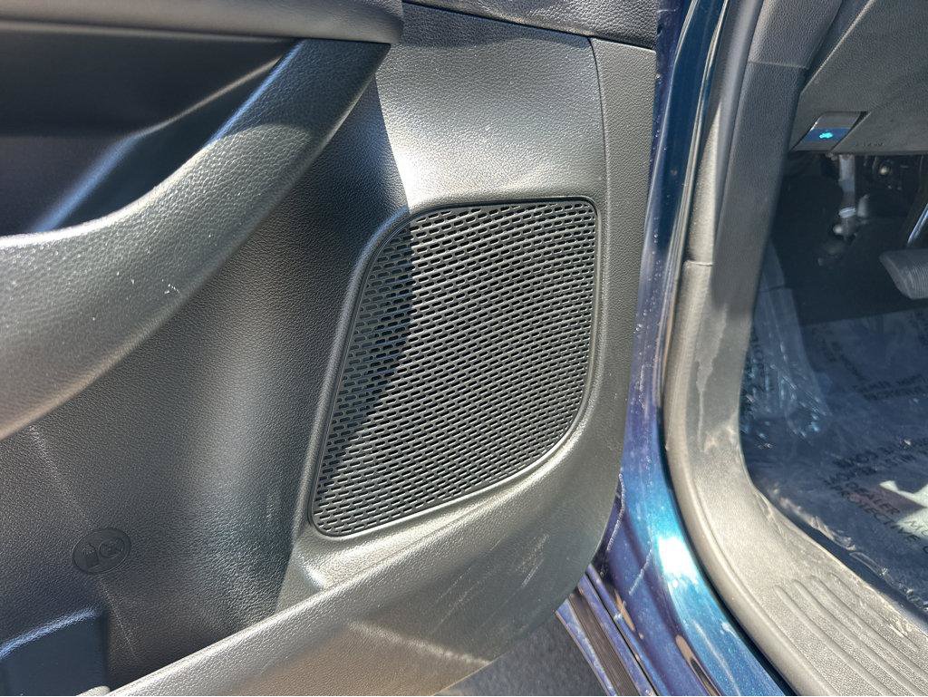 Used 2025 Chrysler Pacifica Select FWD image 37