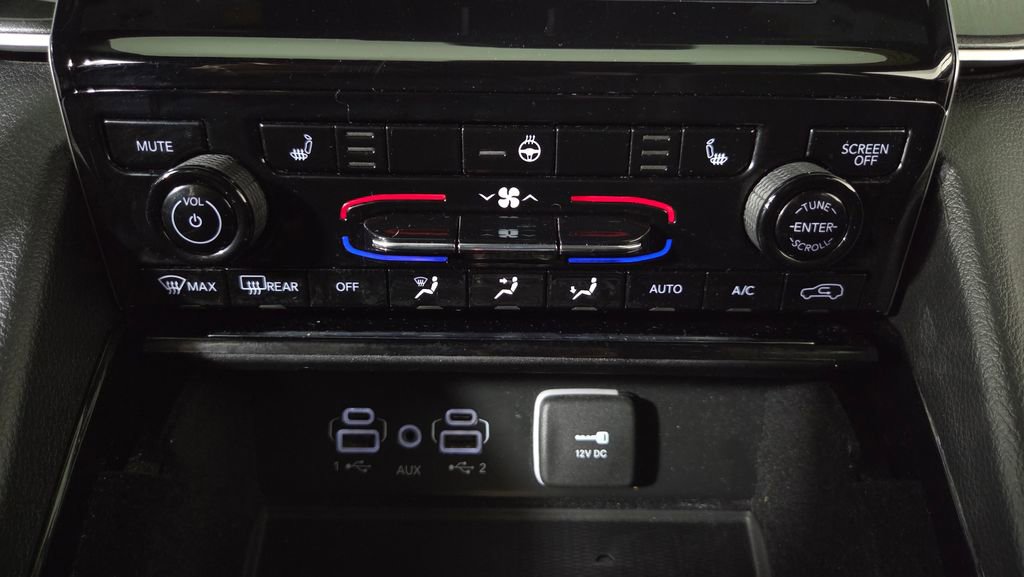 Used 2022 Jeep Grand Cherokee L Altitude image 26