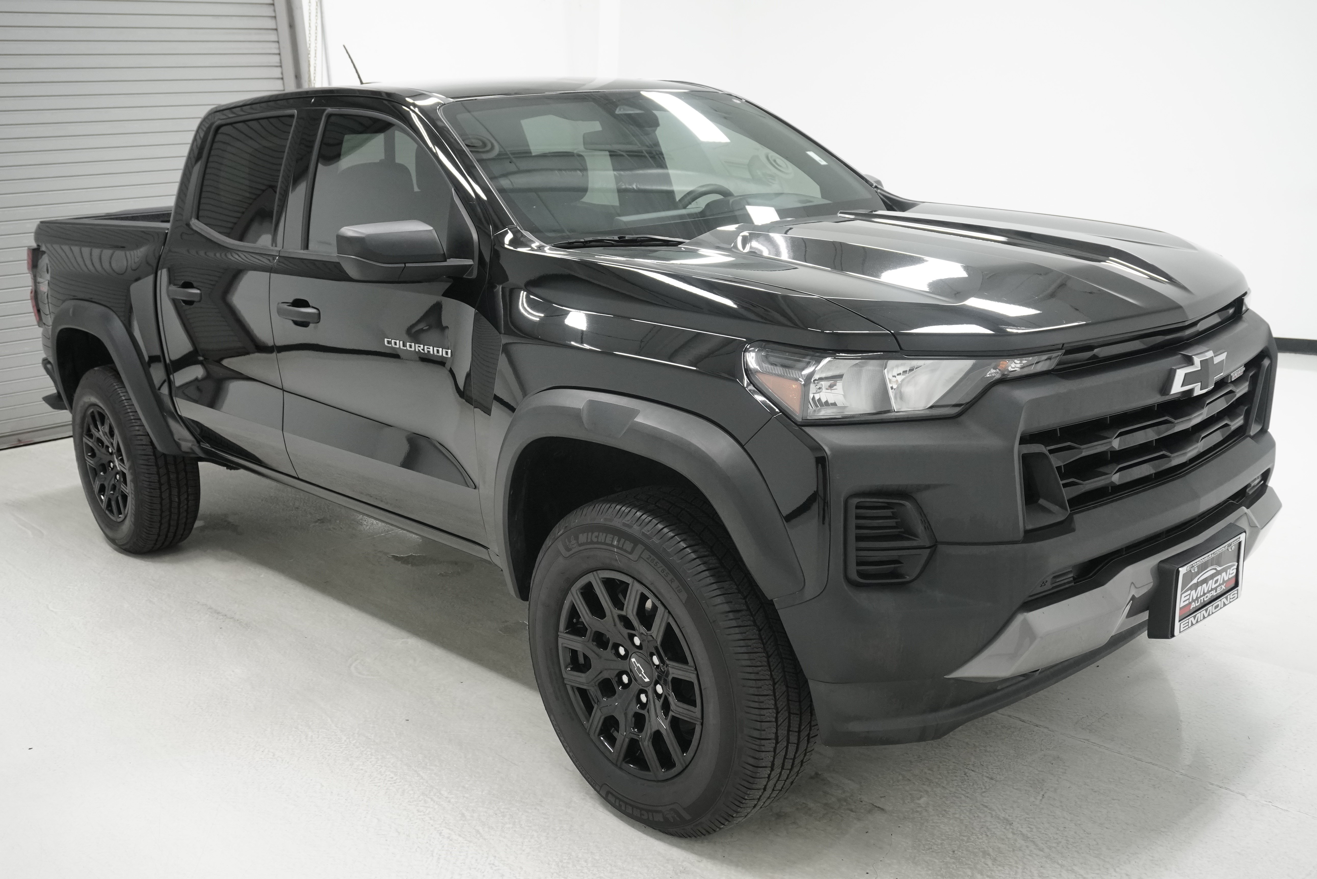 Used 2024 Chevrolet Colorado Trail Boss w/ Advanced Trailering Package AWD/4WD image 3