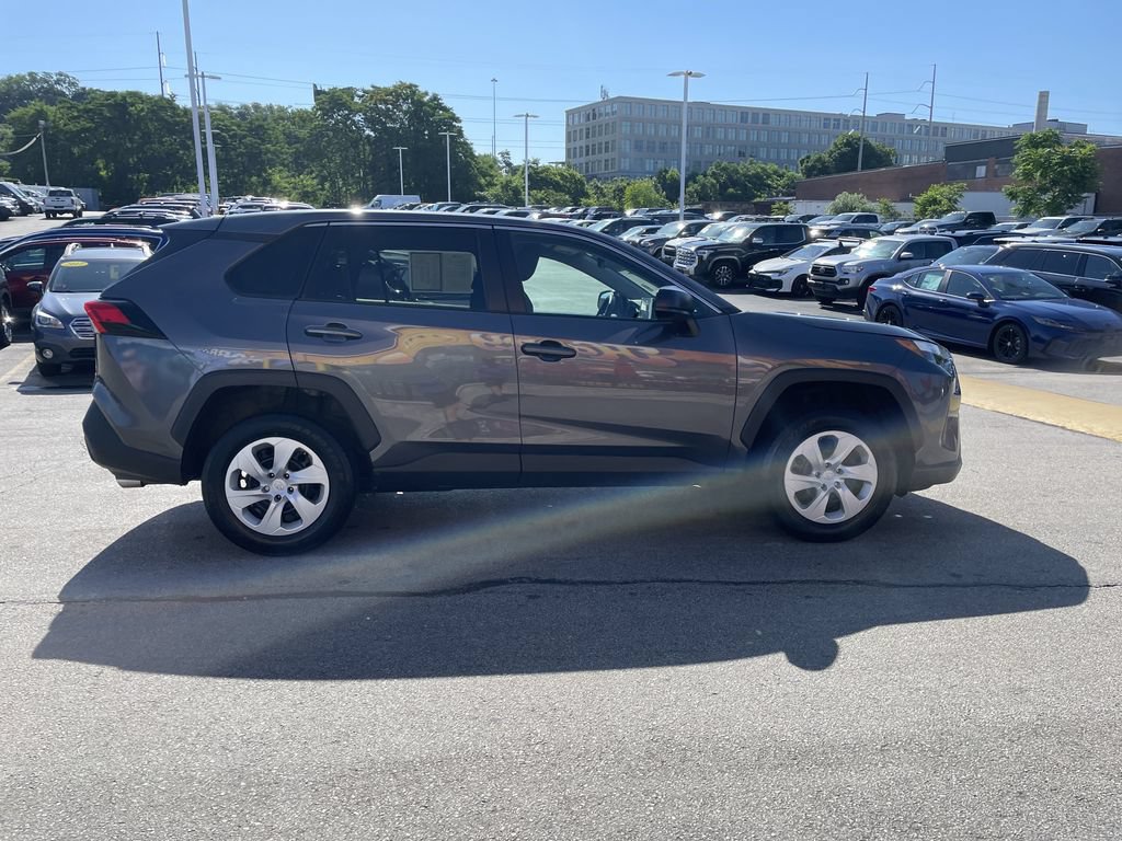 Certified 2024 Toyota RAV4 LE AWD/4WD image 7