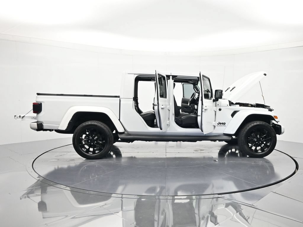 Used 2021 Jeep Gladiator Overland AWD/4WD image 48
