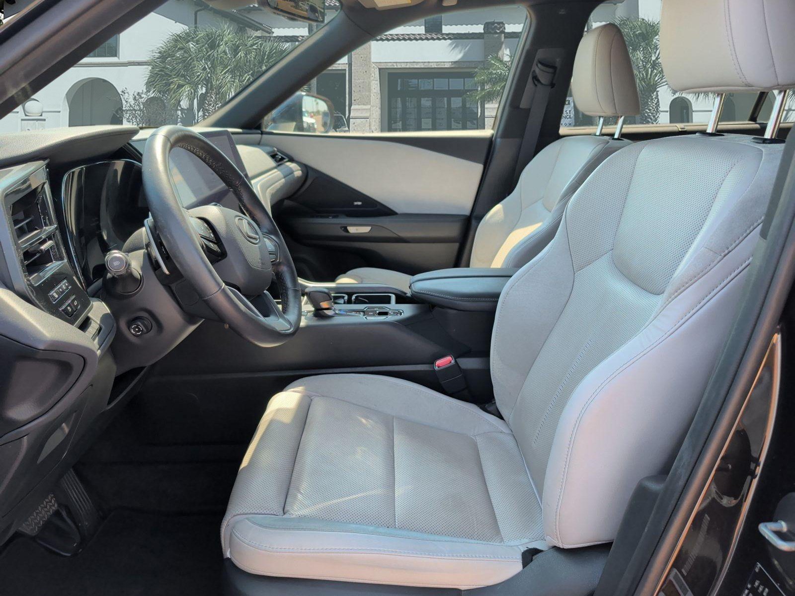 Certified 2024 Lexus TX 350 FWD w/ Technology Package image 10