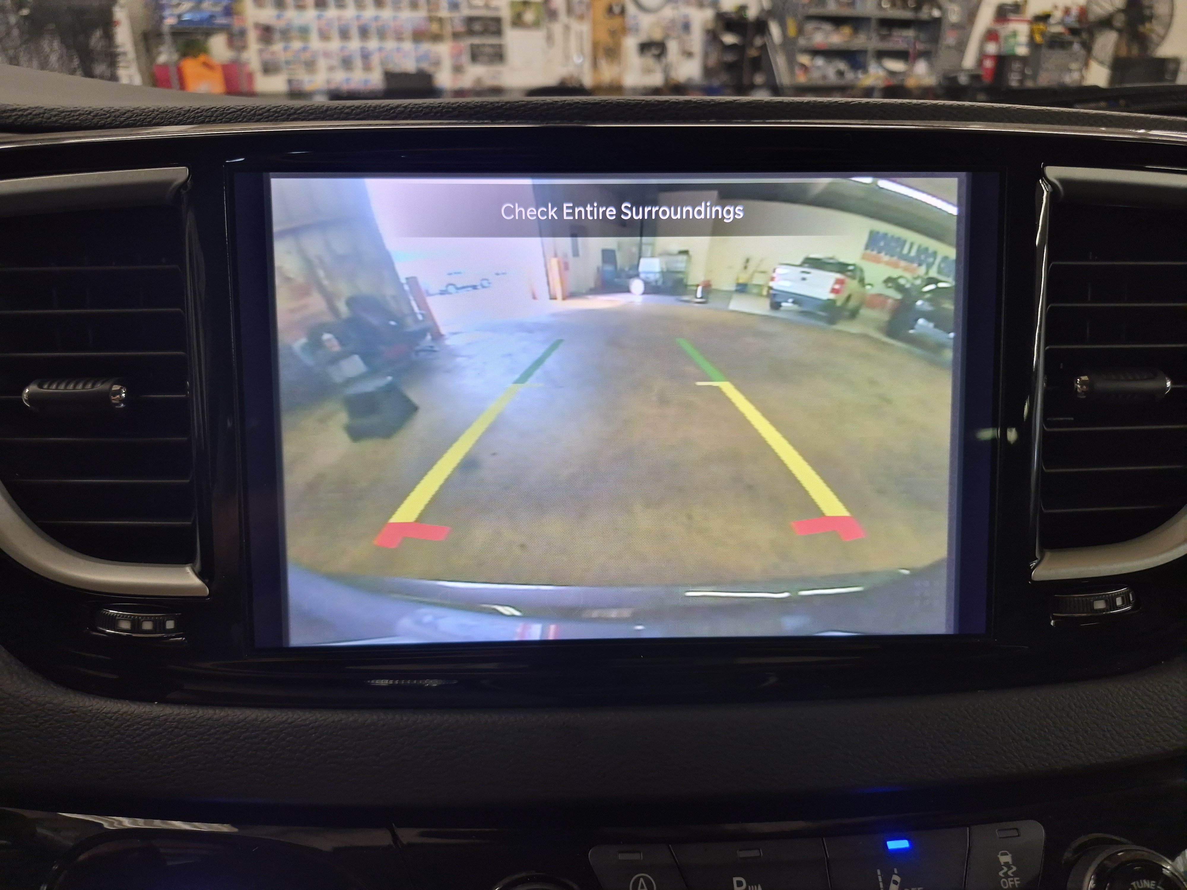 Used 2023 Chrysler Pacifica Touring-L FWD image 36