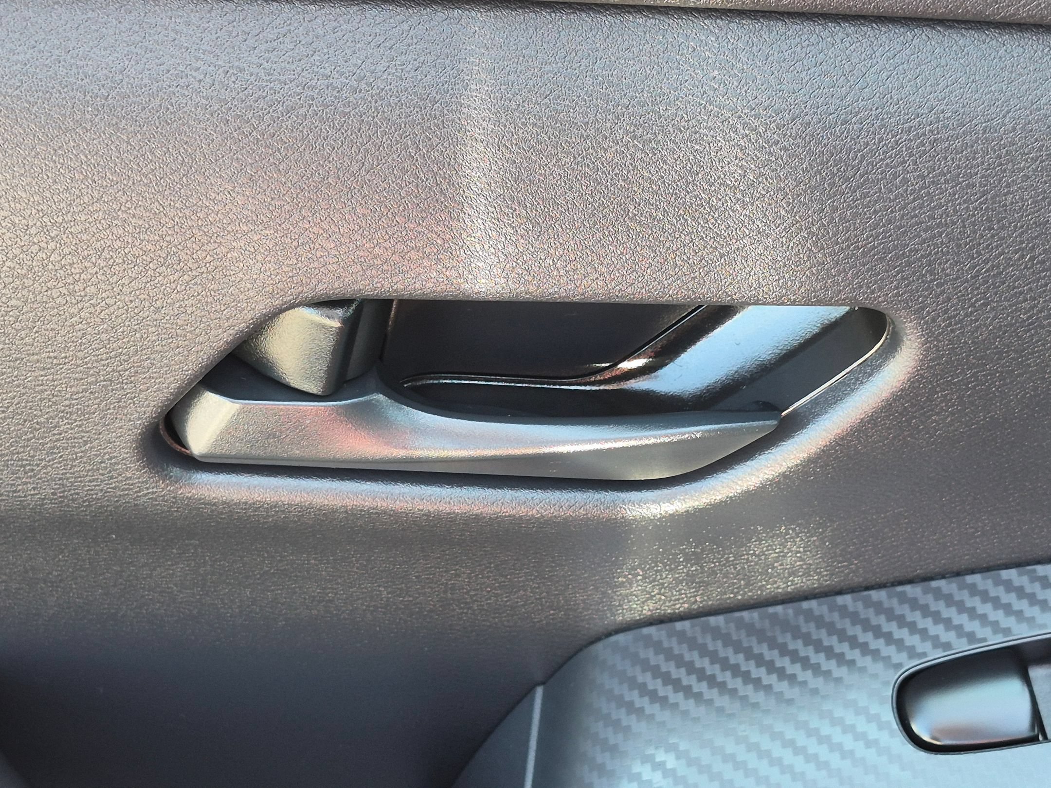 Used 2025 Nissan Sentra SV w/ All-Weather Package FWD image 27