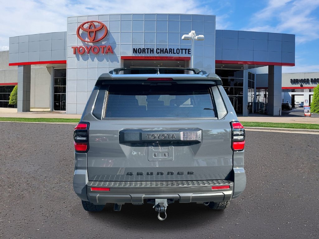 Used 2026 Toyota 4Runner SR5 AWD/4WD image 7