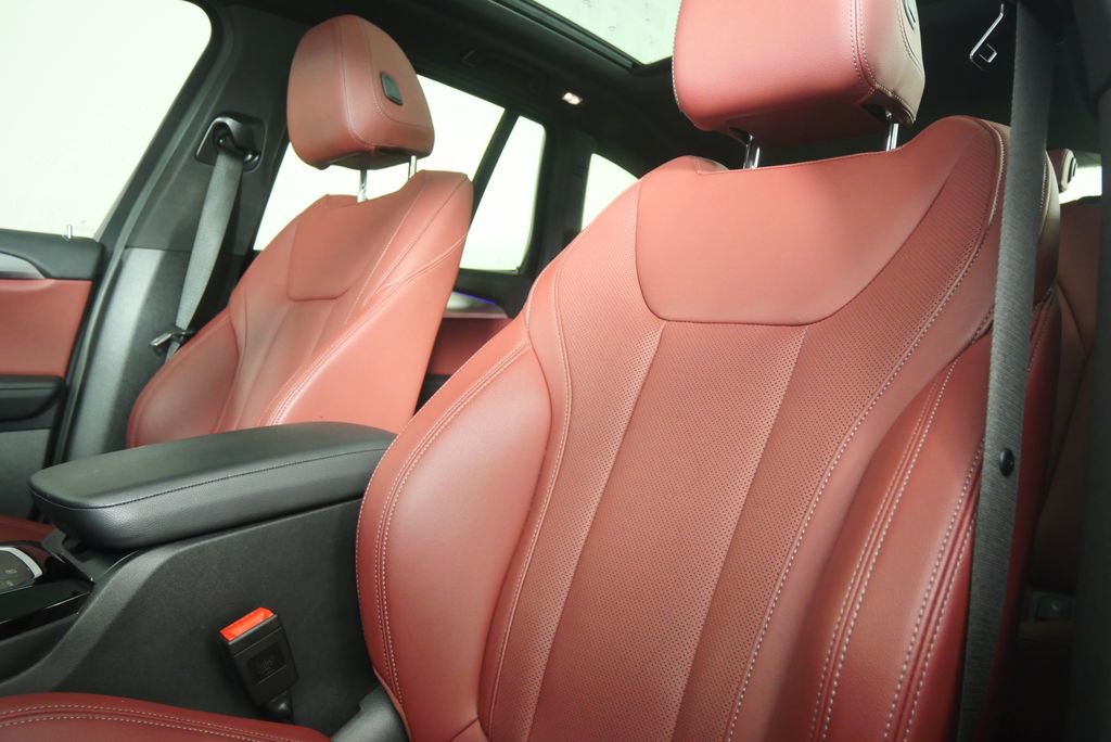 Certified 2024 BMW X3 sDrive30i image 9